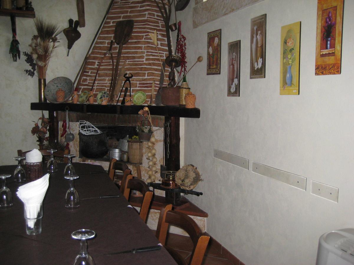 Regalbuto Oasi Del Lago מראה חיצוני תמונה